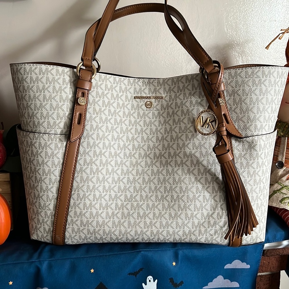 Michael kors large hobo bag.